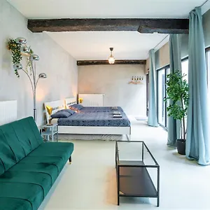  Apartment Antwerp Central Residence